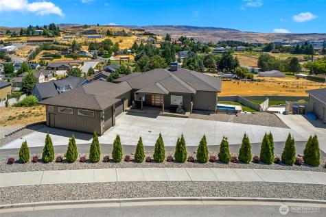 854 Autumn Crest Drive Wenatchee WA 98801