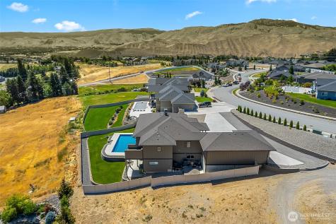 854 Autumn Crest Drive Wenatchee WA 98801