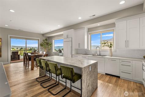 854 Autumn Crest Drive Wenatchee WA 98801