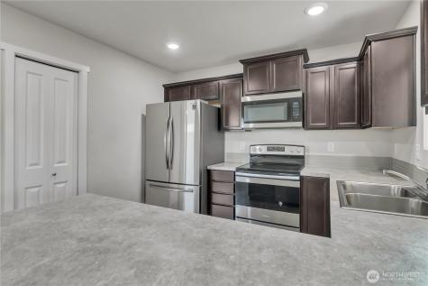 10691 186th Street Ct E Puyallup WA 98374
