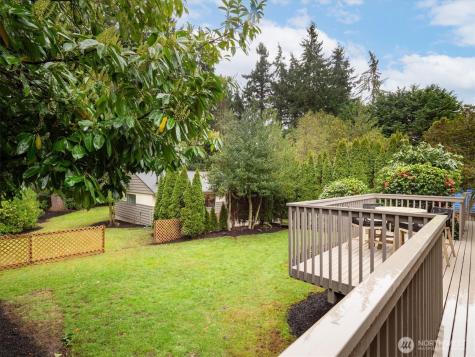 22511 96th Avenue W Edmonds WA 98020