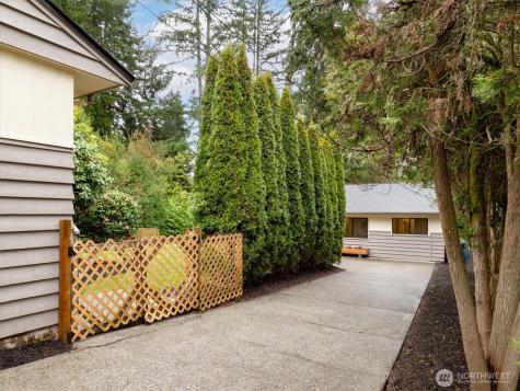 22511 96th Avenue W Edmonds WA 98020