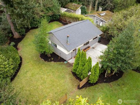 22511 96th Avenue W Edmonds WA 98020