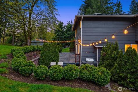 27815 NE 30th Street Redmond WA 98053