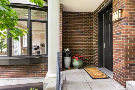 725 Harvard Avenue E Seattle WA 98102