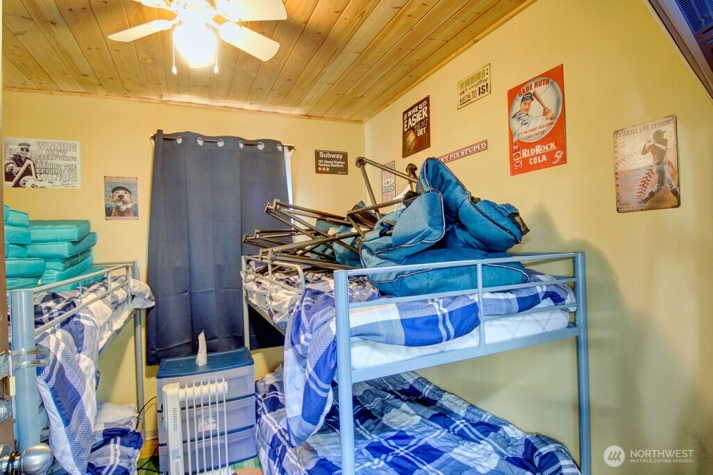 10 Riverside Drive Deming WA 98244
