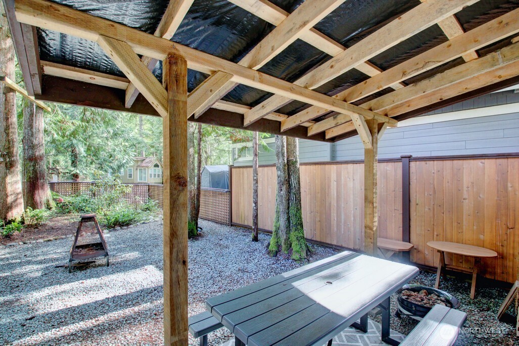 10 Riverside Drive Deming WA 98244