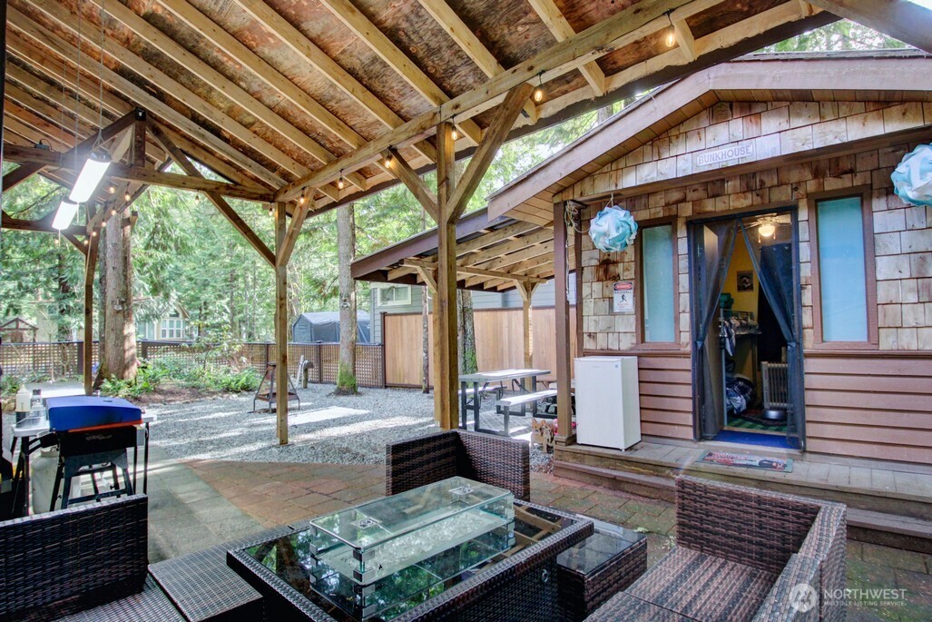 10 Riverside Drive Deming WA 98244