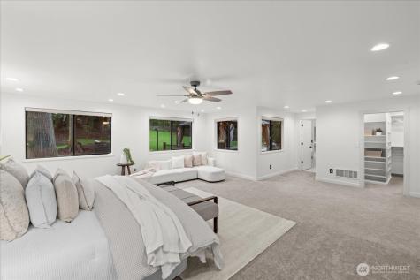14702 255th Avenue SE Issaquah WA 98027