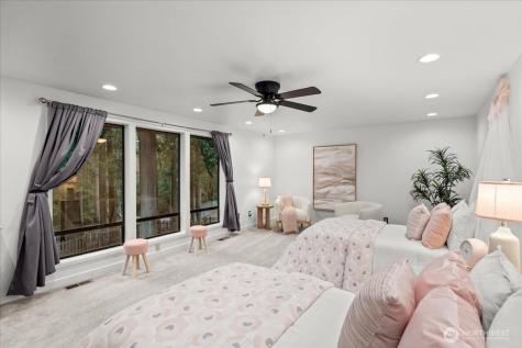 14702 255th Avenue SE Issaquah WA 98027