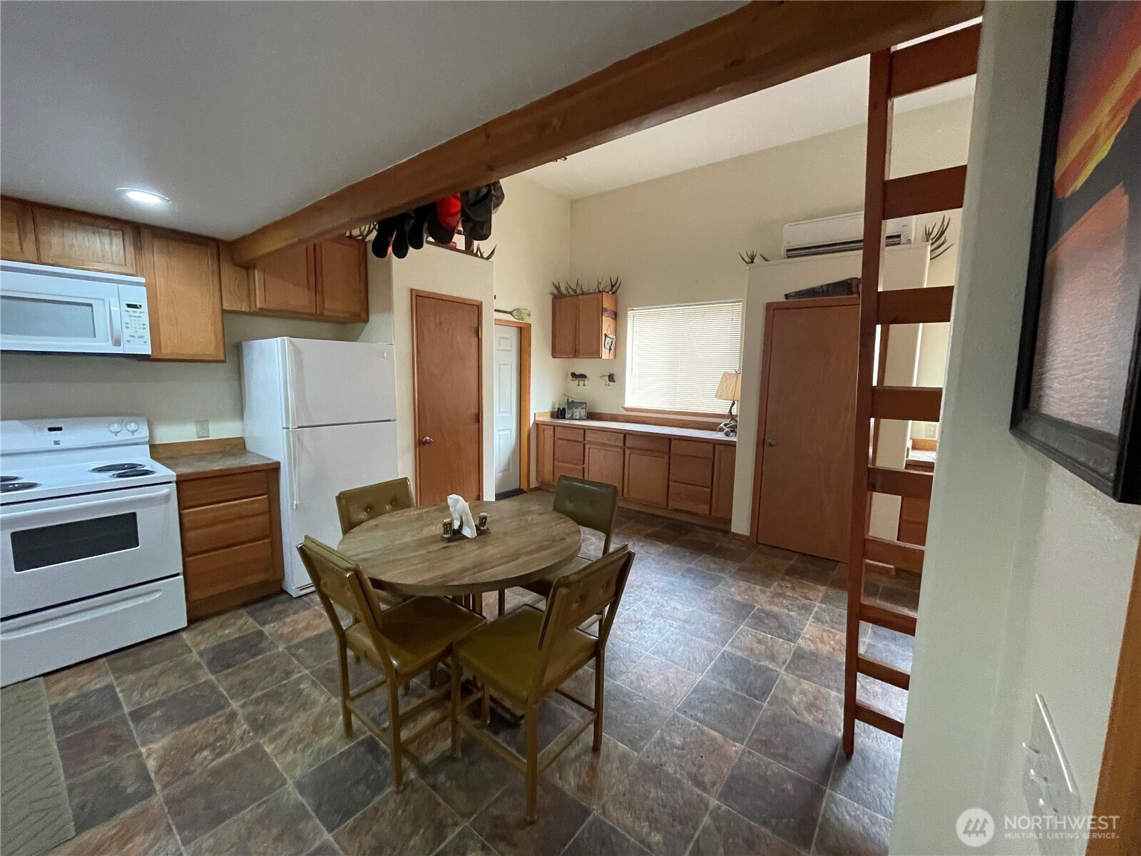 37855 Skyview Court N Creston WA 99147
