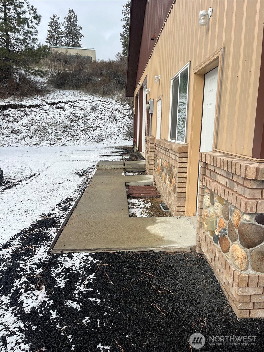 37855 Skyview Court N Creston WA 99147