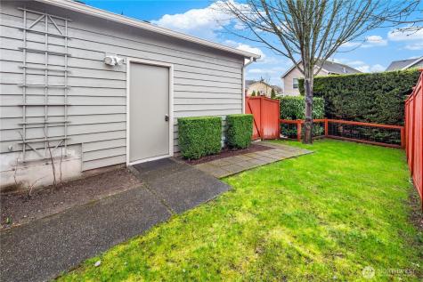 22669 Fern Reach Circle NE Redmond WA 98053