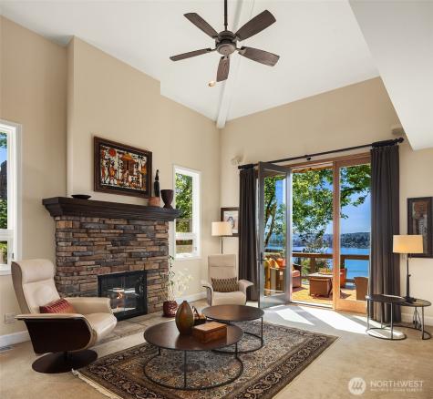 7447 W Mercer Way Mercer Island WA 98040