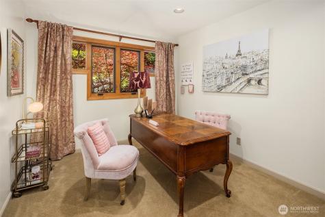 7447 W Mercer Way Mercer Island WA 98040