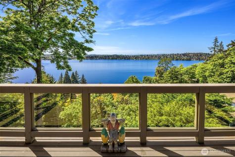 7447 W Mercer Way Mercer Island WA 98040