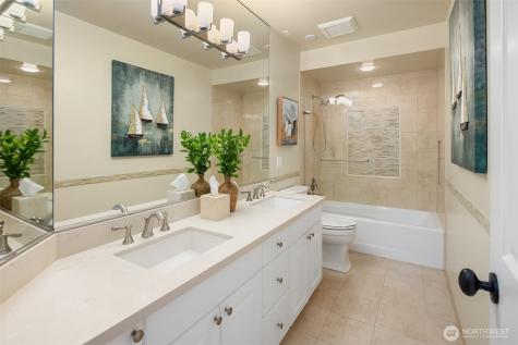 7447 W Mercer Way Mercer Island WA 98040