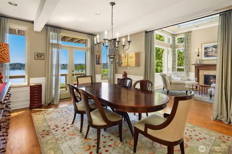 7447 W Mercer Way Mercer Island WA 98040