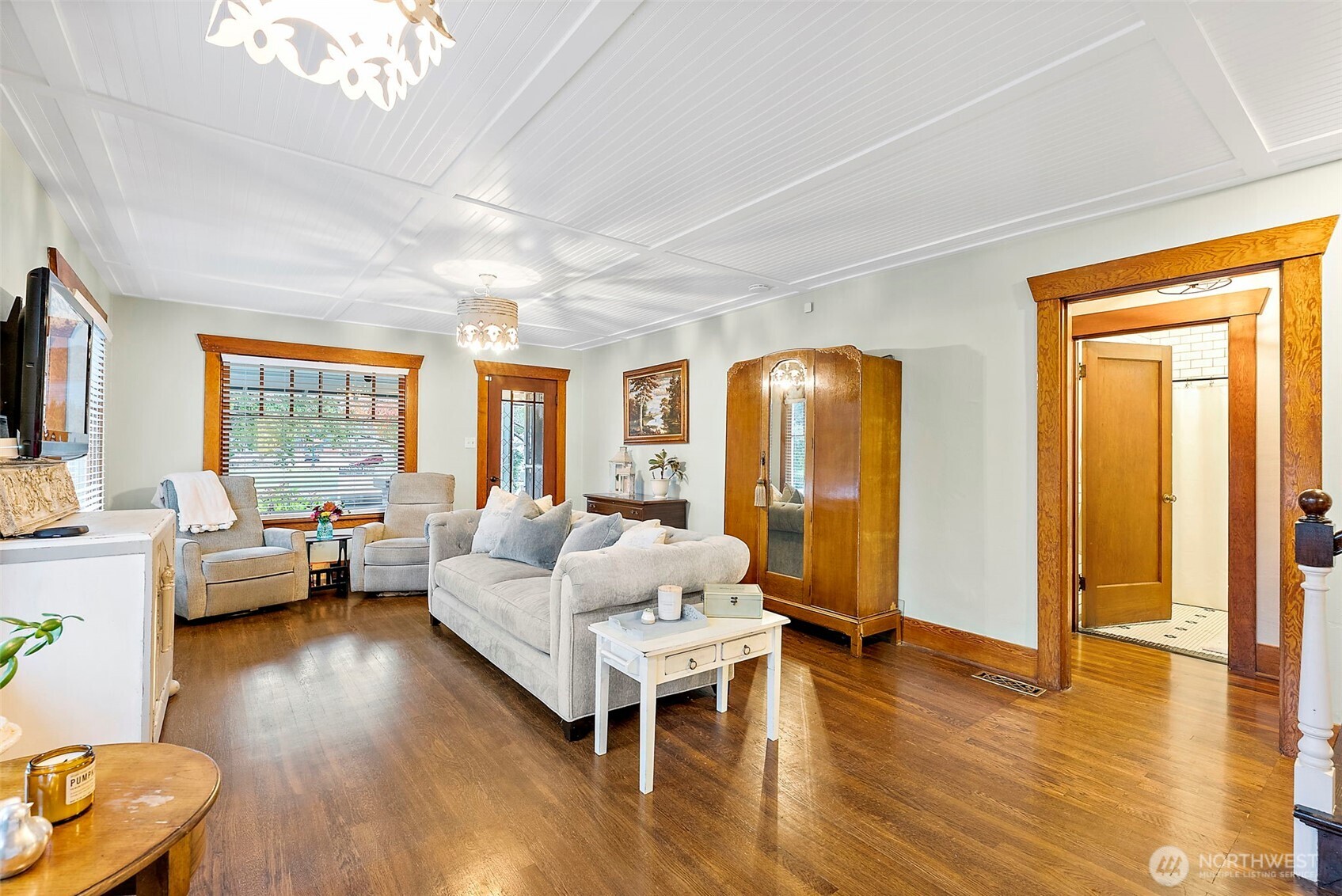805 Cherry Avenue Sumner WA 98390