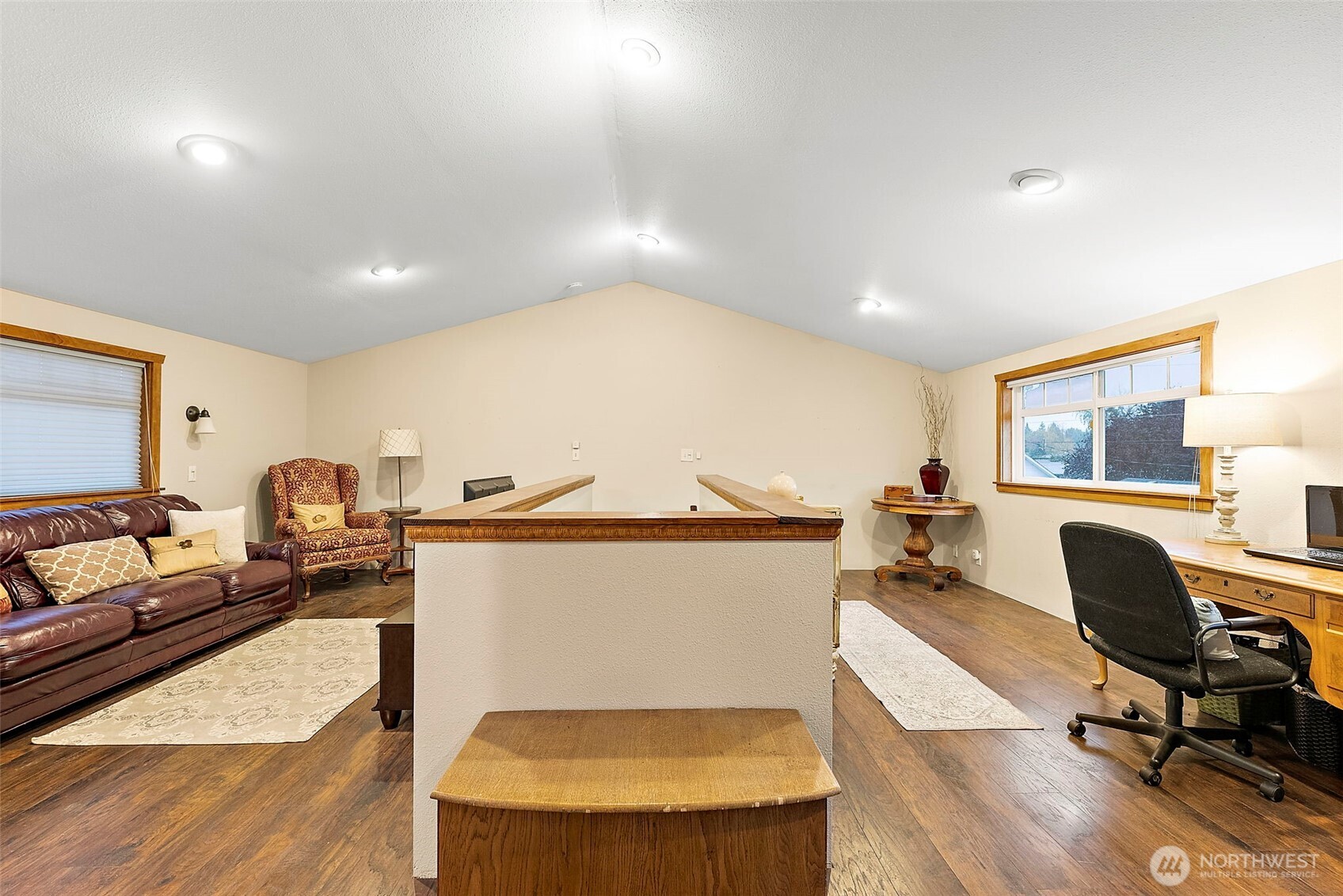 805 Cherry Avenue Sumner WA 98390