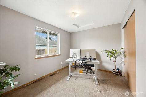 5603 James Street SE Lacey WA 98513