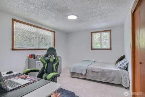 6902 Mount Tacoma Drive SW Lakewood WA 98499