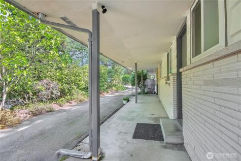 6902 Mount Tacoma Drive SW Lakewood WA 98499