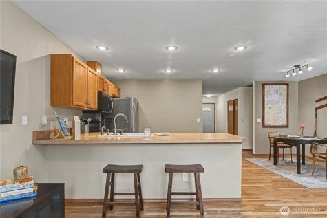 2442 Crestridge Drive NW Olympia WA 98502