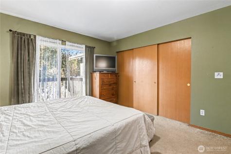2442 Crestridge Drive NW Olympia WA 98502