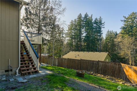 2442 Crestridge Drive NW Olympia WA 98502