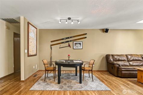 2442 Crestridge Drive NW Olympia WA 98502