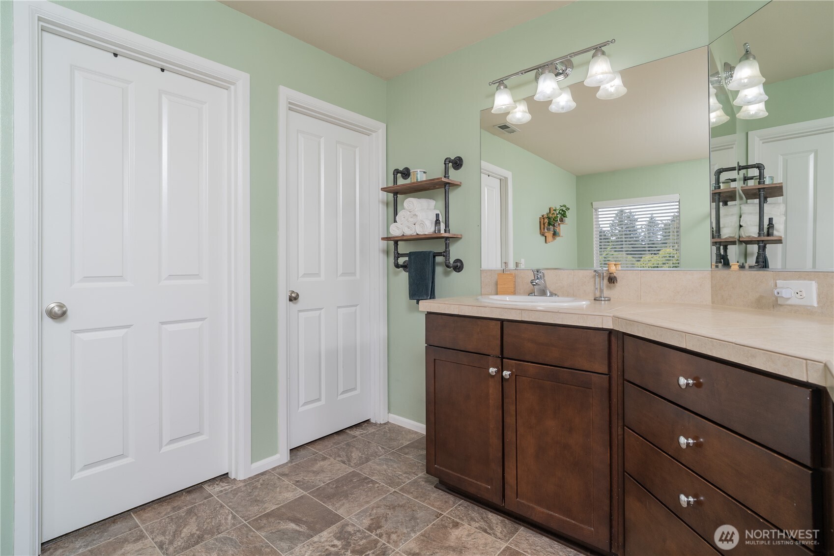 3017 Eagle Loop NE Lacey WA 98516