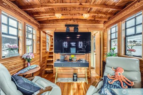 1080 W Ewing Street Seattle WA 98119