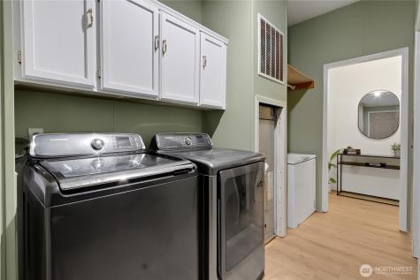 5528 SW Paradise Lane Port Orchard WA 98367