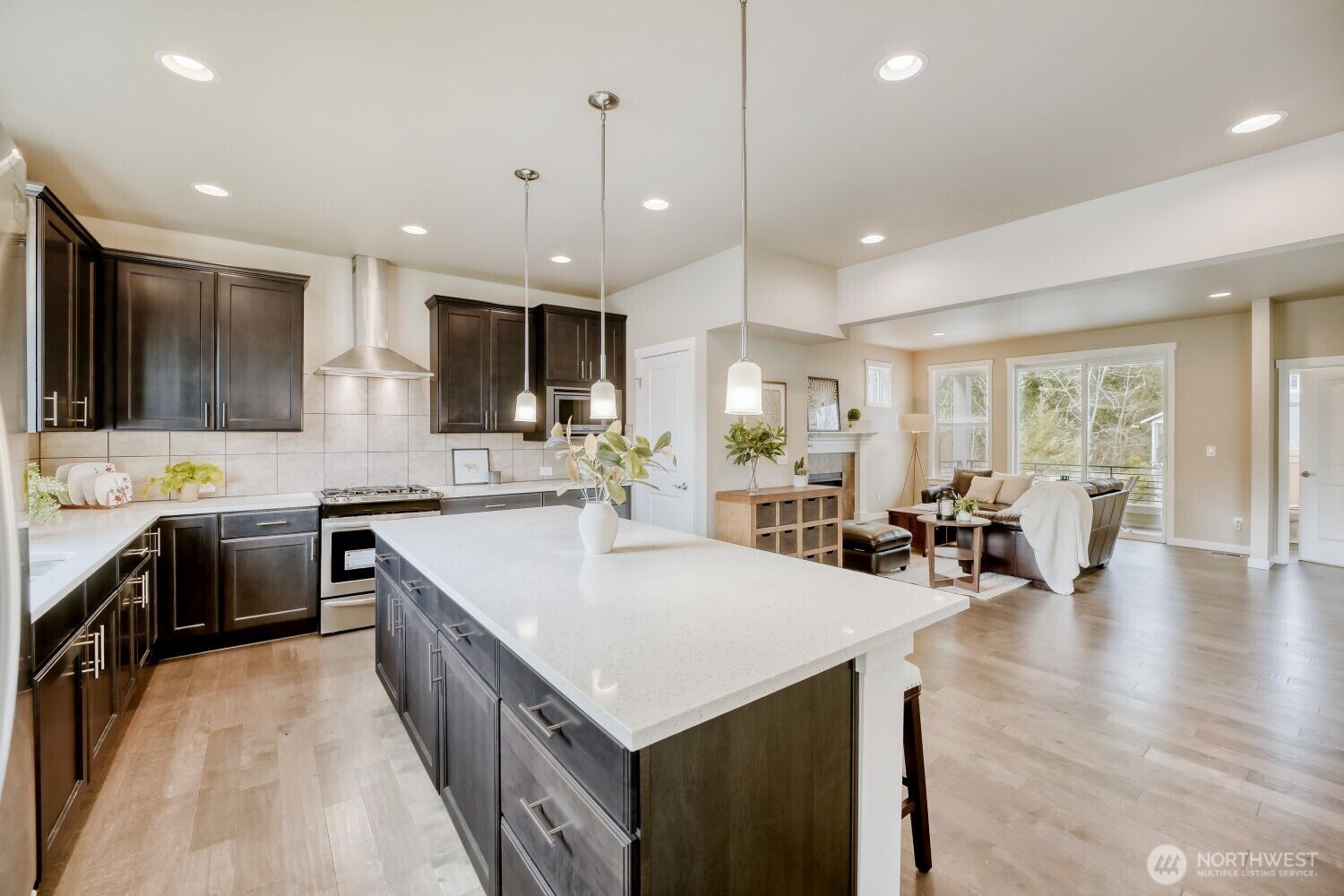 4764 244th Court SE Sammamish WA 98029