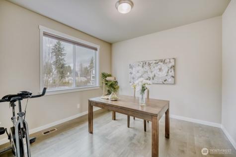 4764 244th Ct SE Sammamish WA 98029