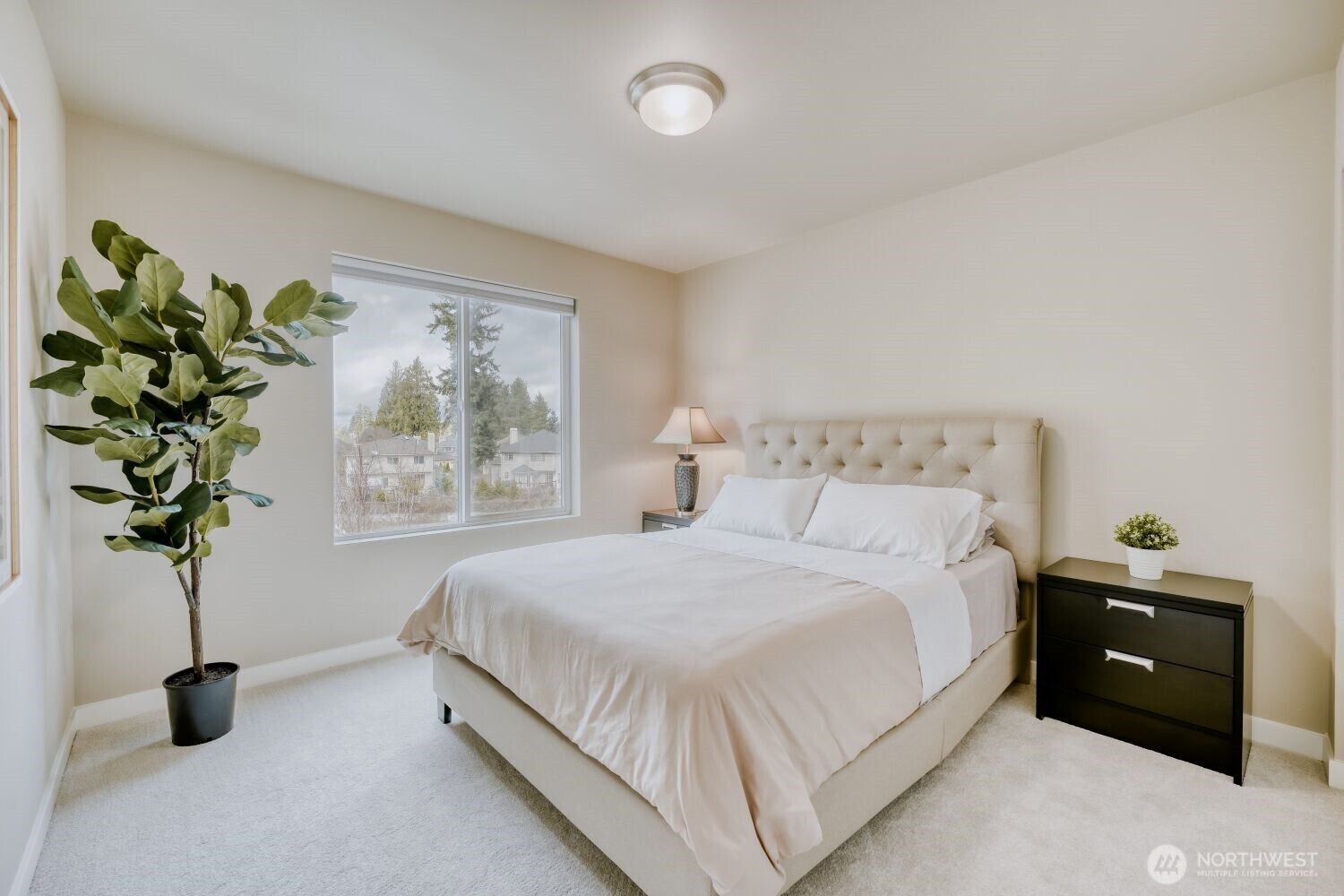 4764 244th Court SE Sammamish WA 98029