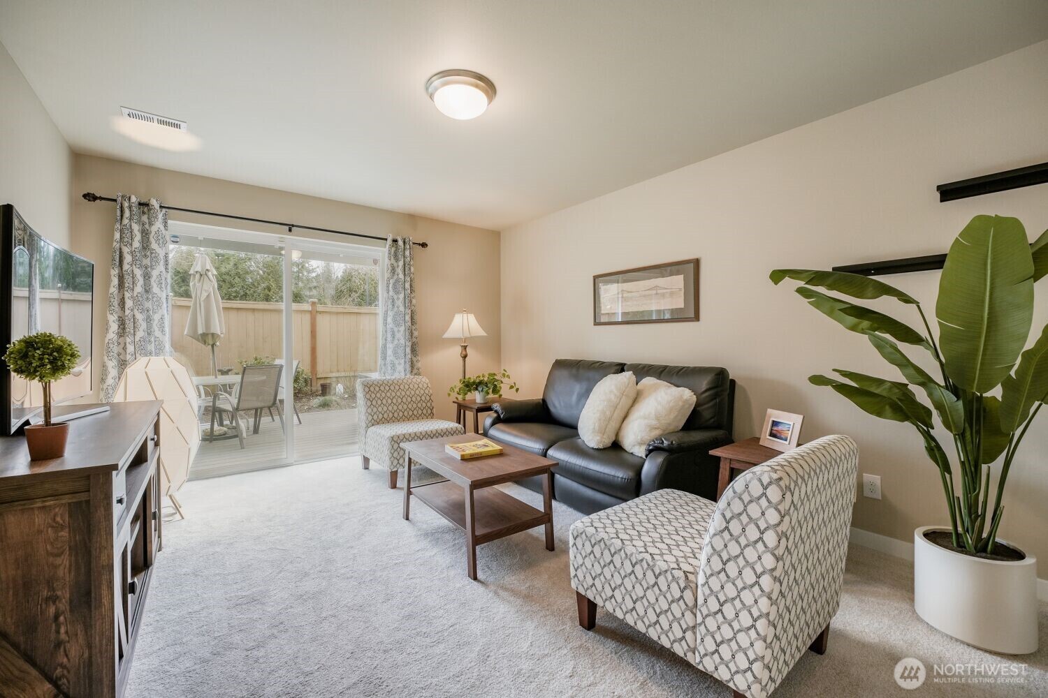 4764 244th Court SE Sammamish WA 98029
