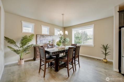 4764 244th Ct SE Sammamish WA 98029