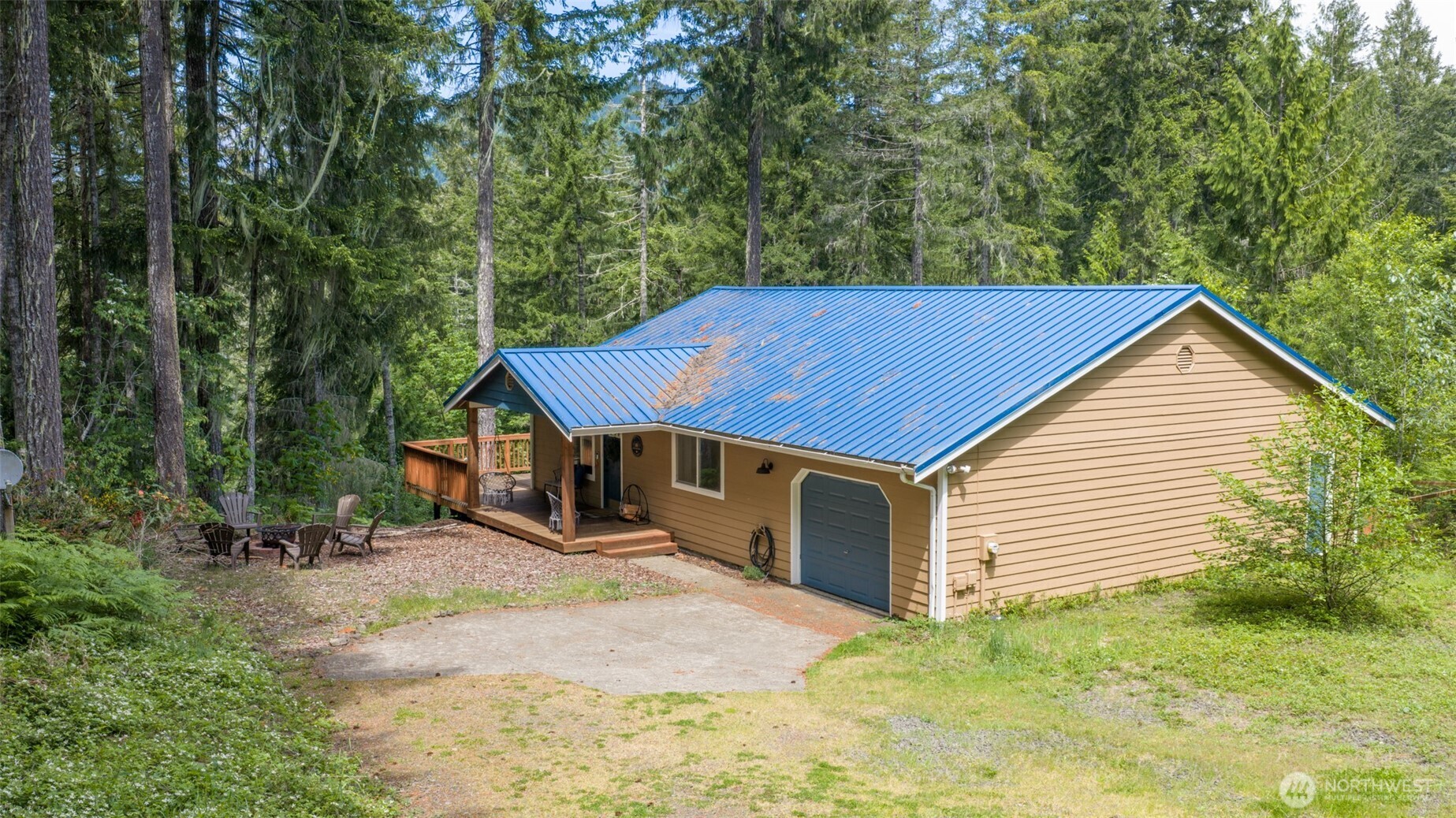 70 N Beaver Place N Hoodsport WA 98548