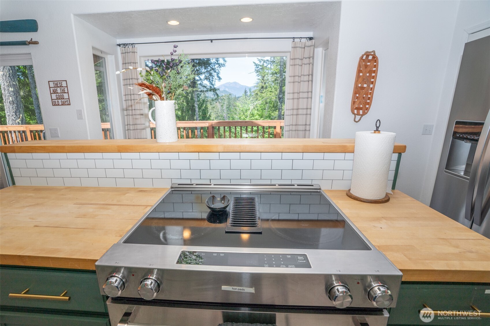 70 N Beaver Place N Hoodsport WA 98548