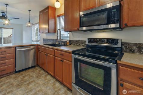 9114 Canal Road SE Yelm WA 98597