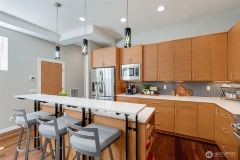 2750 Belvidere Avenue SW Seattle WA 98126