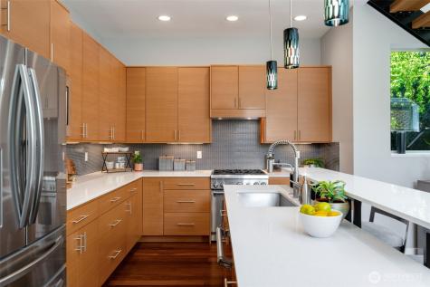 2750 Belvidere Avenue SW Seattle WA 98126