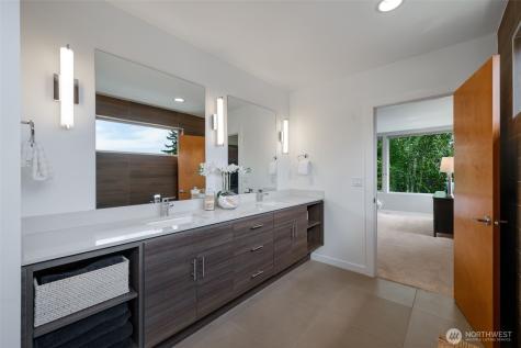 2750 Belvidere Avenue SW Seattle WA 98126