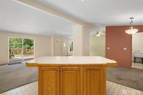 11 SE Fuchsia Avenue Shelton WA 98584