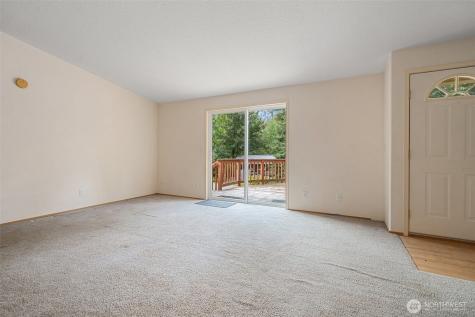 11 SE Fuchsia Avenue Shelton WA 98584
