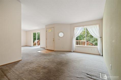 11 SE Fuchsia Avenue Shelton WA 98584