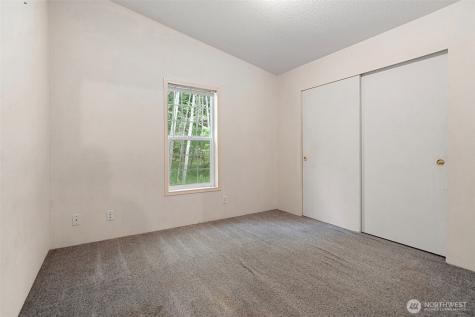 11 SE Fuchsia Avenue Shelton WA 98584