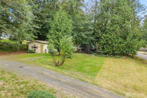 11 SE Fuchsia Avenue Shelton WA 98584